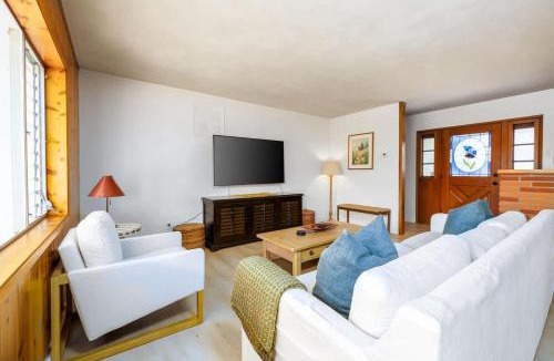 Olde Carlsbad House | 3Bed Single Level Home