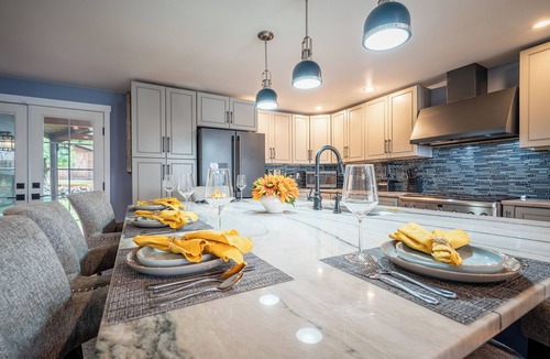 North College Park House | 4-Bed Modern Home with Rooftop, Covered Deck, Large Backyard & Central Location