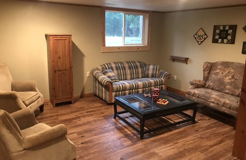 St Germain House | 4 bedroom home on cul de sac next to ATV/snowmobile trail a block from Lost Lake