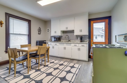 Toledo Apartment | 4 Mi to Downtown Toledo: Walkable Riverside Apt
