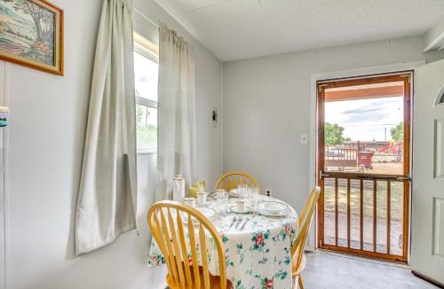 Bosque Farms House | 4 Mi to Rio Grande Bosque Farms Home with Patio!