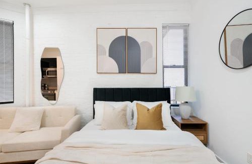 Upper East Side Apartment | 403-2E Newly Renovated Studio UES