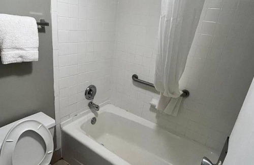 Manchester Hotel | 42 m² Motel ∙ 4 guests