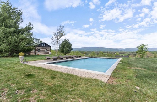 Batesville Apartment | 45 m² Apartment ∙ 2 guests
