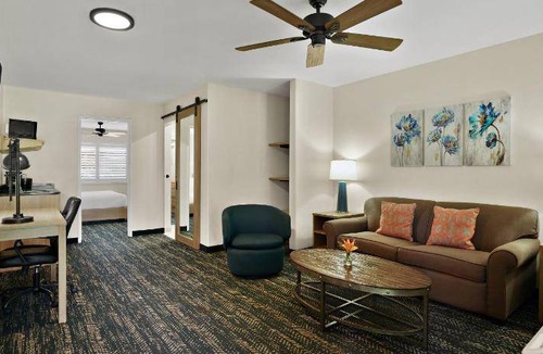 Yuma Hotel | 46 m² Motel ∙ 127 guests