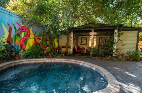 Bywater House | 46 m² Motel ∙ 4 guests