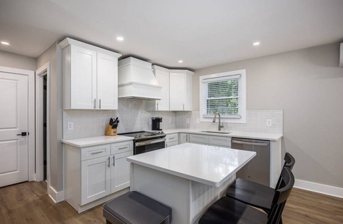 Hillsboro West End Apartment | 48 m² Apartment ∙ 4 guests