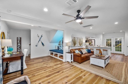 El Lago Apartment | 4807 Pine St, Seabrook