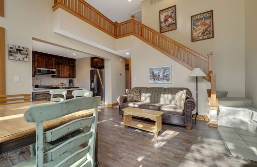 Boyne Falls Condo | 4BR Boyneland Slopeside Disciples Village Condo | Fireplace| Ski Cubbies