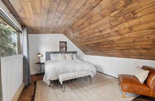Allenspark House | 5 Bd Cabin W Private Hot Tub