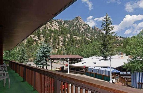 Estes Park Resort | 54 m² Resort ∙ 2 bedrooms ∙ 6 guests