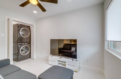 Lawndale/ Wayside Apartment | 55 m² Apartment ∙ 2 bedrooms ∙ 4 guests