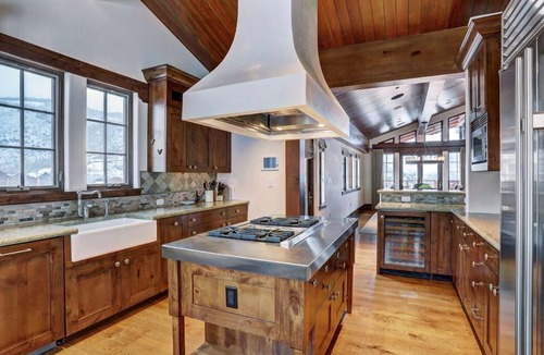 Vail Ski Chalet | 5BR Chalet | Private Elevator + Ski-in/Ski-out