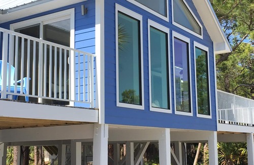 Cape Breezes House | 5G internet! Work from home here!Bay front, 3 bdrm, 2 bath, Dock for your boat