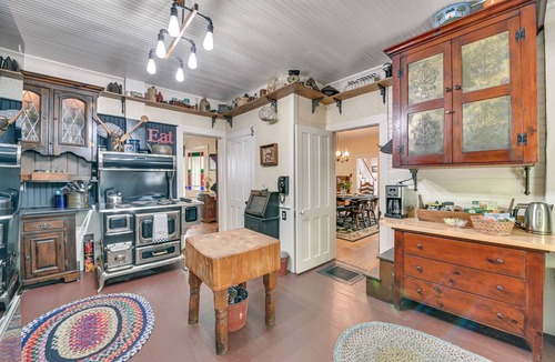 Warrensburg House | 6 Mi to Lake George: Adirondack Home w/Game Room