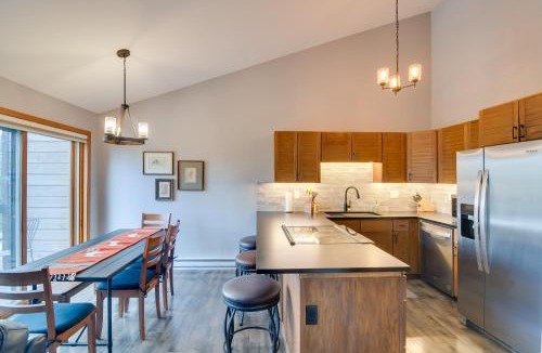 Fraser Apartment | 6 Mi to Winter Park Mtn-View Condo with Balcony!