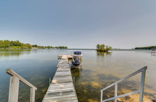 Red Creek Cottage | 60 m² Cabin ∙ 2 bedrooms ∙ 7 guests