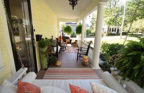 Skaneateles Historic District House | 65 m² Motel ∙ 2 guests
