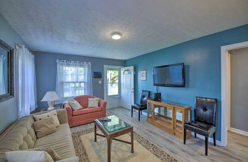 Speedway House | 69 m² House ∙ 2 bedrooms ∙ 6 guests