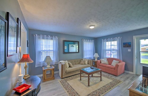 Speedway House | 69 m² House ∙ 2 bedrooms ∙ 6 guests