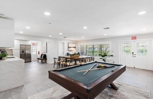 Lighthouse Point House | 6BR Paradise: Pool Games Relaxation