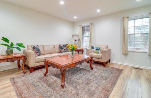 Bedford Apartment | 7 Mi to Downtown Toledo Apt Near Franklin Park