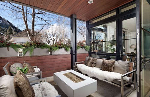 Aspen Condo | 7 Million Luxury Residence at “Monarch On the Park”Downtown Aspen with Parking