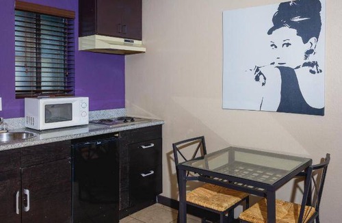 Berryessa Hotel | 70 m² Motel ∙ 2 bedrooms ∙ 127 guests