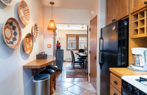 South Capitol House | 72 m² House ∙ 1 bedroom ∙ 4 guests