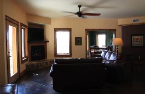 Pikeville House | #722 Trout Hill Condo at Fall Creek Falls