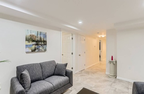 Interurban Park Condo | 74 m² Condo ∙ 2 bedrooms ∙ 4 guests