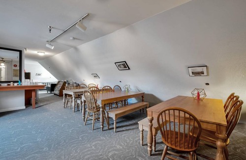 University District House | 74 m² Motel ∙ 2 bedrooms ∙ 127 guests