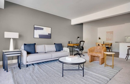 Sharon Heights Apartment | 75 m² Apartment ∙ 1 bedroom ∙ 2 guests