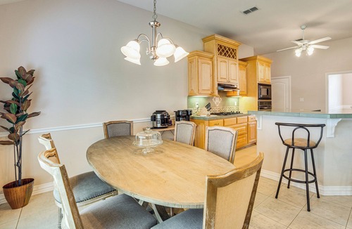 Flint House | 8 Mi to Lake Palestine: Peaceful Family Retreat