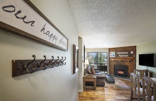Peak 8 Condo | 80 m² Condo ∙ 2 bedrooms ∙ 6 guests