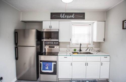 Lubbock Apartment | 806 Oasis at Ave U! 1Bedroom and 1Bath