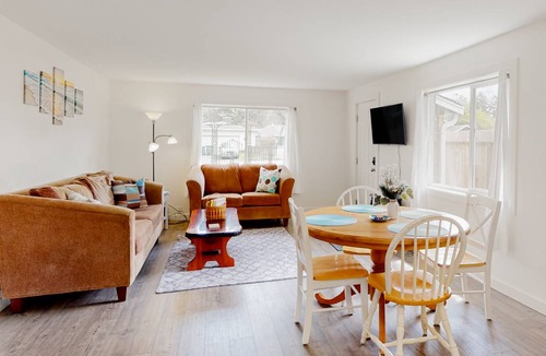 Cutten House | 82 m² House ∙ 2 bedrooms ∙ 4 guests