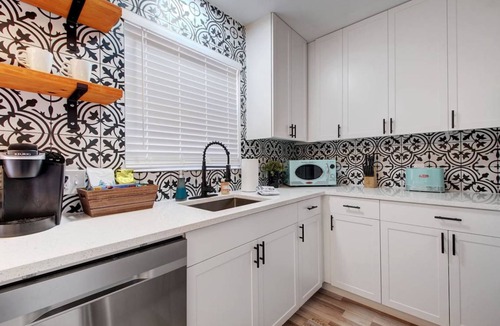 University Hills and Windsor Park House | 93 m² House ∙ 3 bedrooms ∙ 8 guests