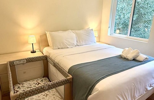 Mercer Island House | 99 m² House ∙ 2 bedrooms ∙ 4 guests