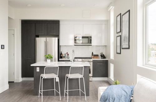 Highland House | A Luxe Point of View - Pet-Friendly - Zuni Lofts