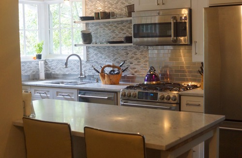 Jefferson Park House | A PLACE TO GO - Whole House - Airport Close