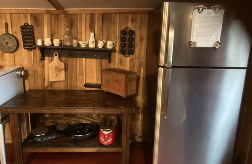 Winchester Cabin | A very rustic converted pole barn unique cozy cabin