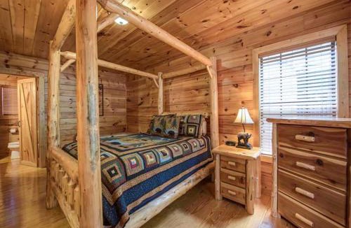 Gatlinburg House | A Walk in the Clouds