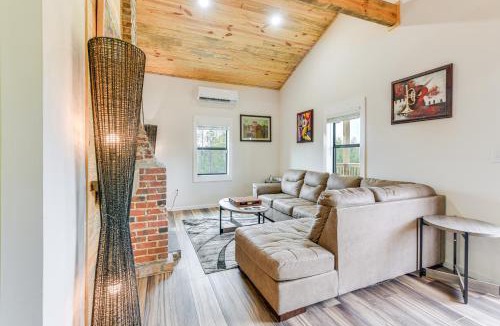Abbeville House | Abbeville Cabin on 450 Acres Near Lake Eufaula!