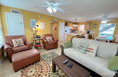 Port Bolivar House | Abby Sands Castle - 2ND ROW - Great views, easy access to quiet beach, WIFI!