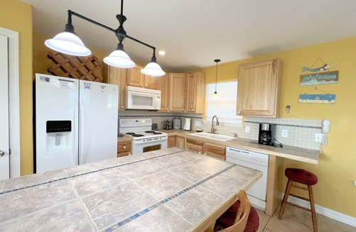 Port Bolivar House | Abby Sands Castle - 2ND ROW - Great views, easy access to quiet beach, WIFI!