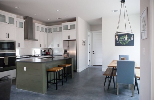 Georgetown House | Actually walkable to Georgetown Square with a private heated pool!n