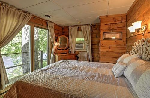 The Glen House | Adirondack Mountains Cottage Near Gore Mountain!