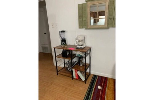 Gainesville House | Adorable 2 Bedroom 1 Bath Duplex