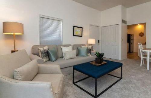 Mount Adams Apartment | Adorable MtAdams 2BR near it all